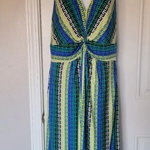 Laundry by Shelli Segal sleeveless knot front dress. Size 8